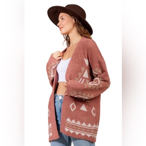 NWT-Boho Fuzzy Cardigan with Aztec Geometric Print - Picture 5 of 10
